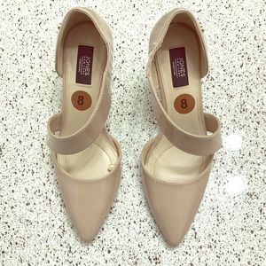 Cream Pointed heels